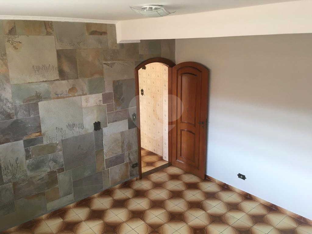 Sobrado região Água Fria