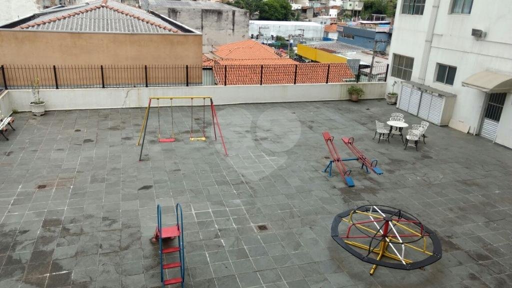 APTO GUARULHOS - 73 M2 - 2 dormitorios, armarios, 1 sala, sacada, 2 wc, 1 vaga