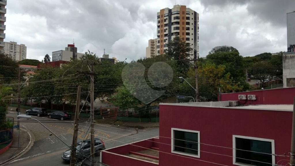 APTO GUARULHOS - 73 M2 - 2 dormitorios, armarios, 1 sala, sacada, 2 wc, 1 vaga