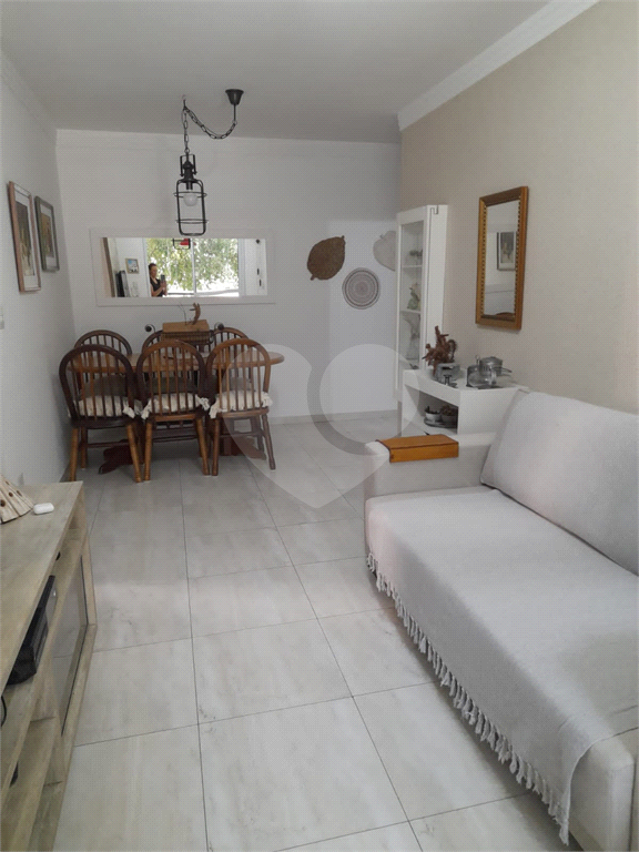 APARTAMENTO em HORTO