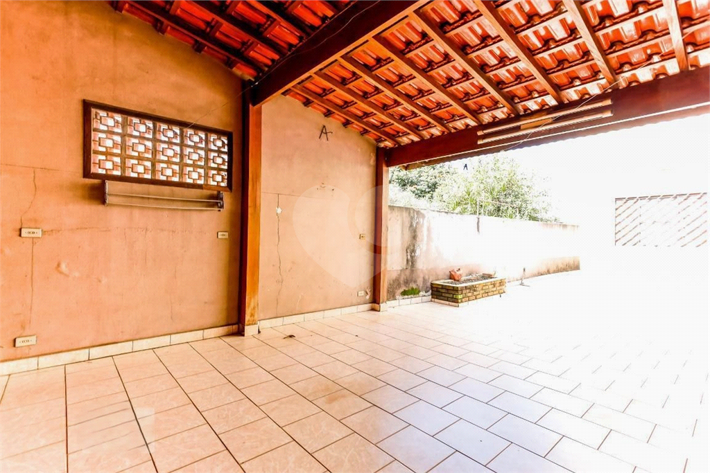 Ótimo sobrado na Vila Nova Mazzei próximo do Metrô. Mobiliado. Permuta.