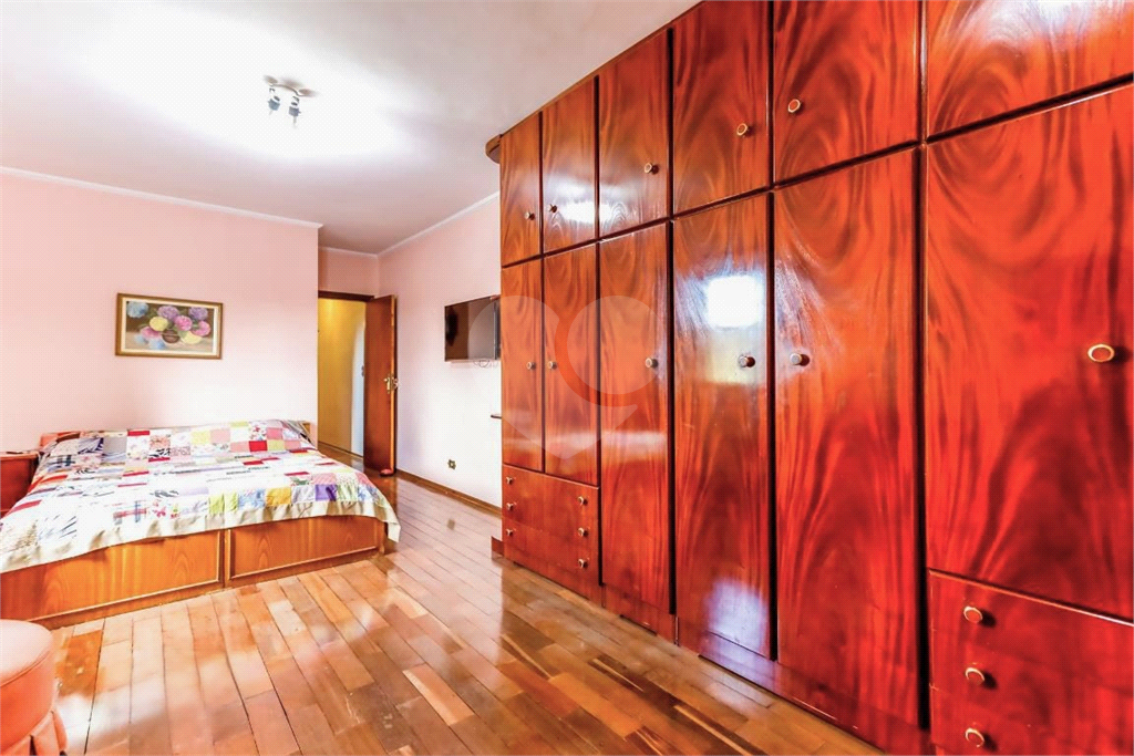 Ótimo sobrado na Vila Nova Mazzei próximo do Metrô. Mobiliado. Permuta.