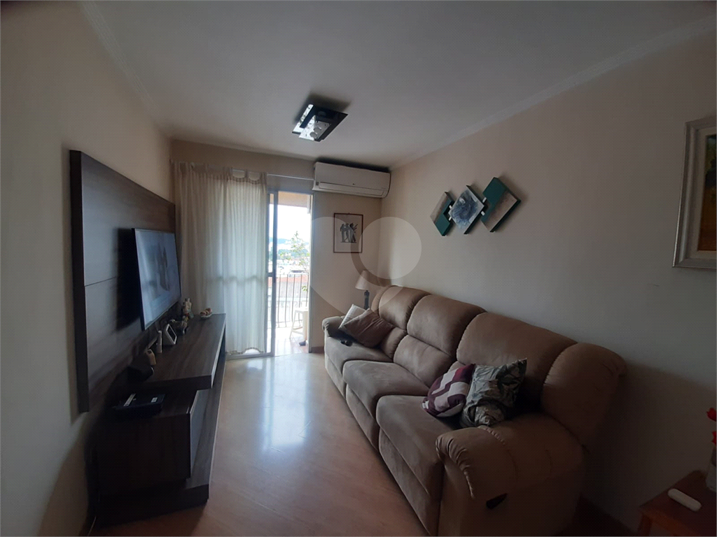 APARTAMENTO em SANTANA