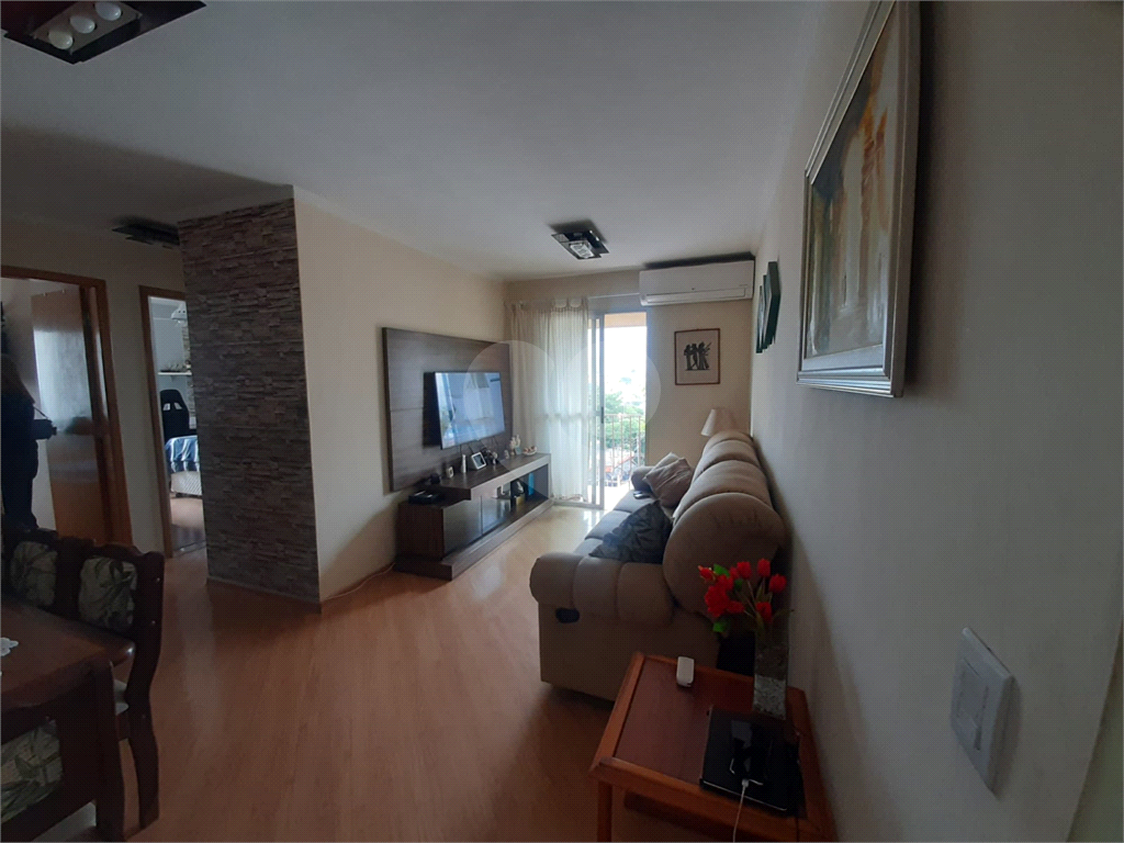 APARTAMENTO em SANTANA