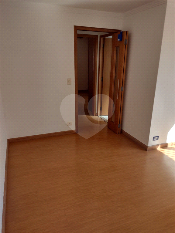 Apartamento à venda com 3 quartos, 71m² - Foto 3