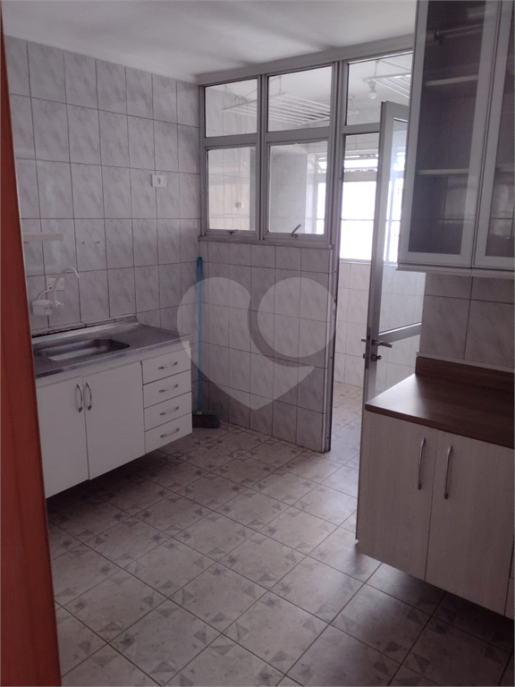 Apartamento à venda com 3 quartos, 71m² - Foto 6