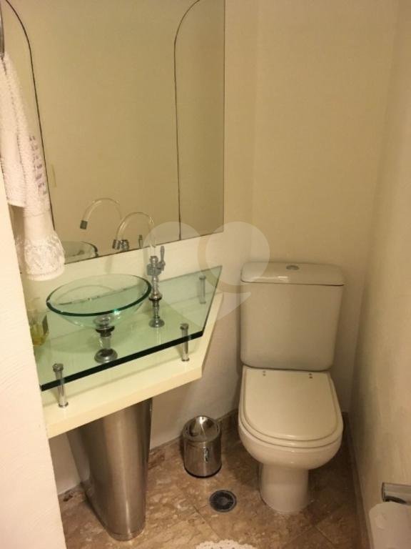 APARTAMENTO em SANTANA