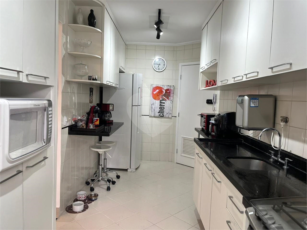 APARTAMENTO em SANTANA