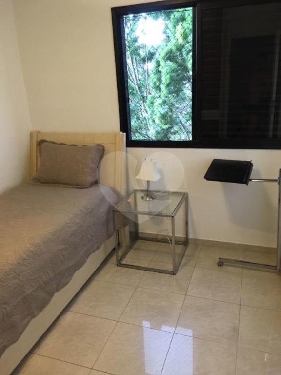 APARTAMENTO em SANTANA