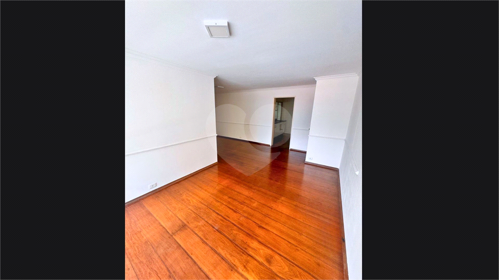 APARTAMENTO em SANTANA