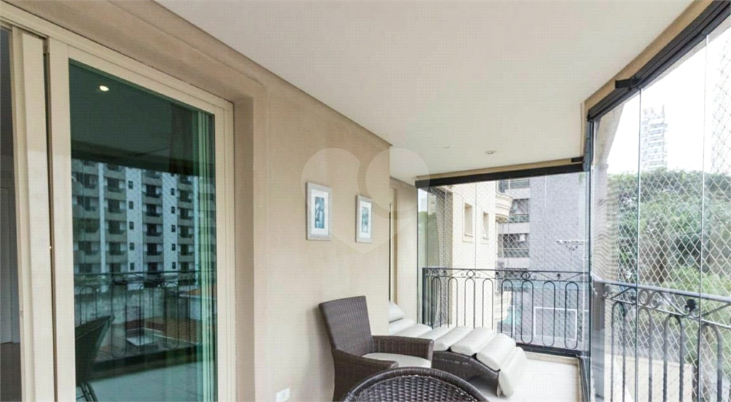 APARTAMENTO em SANTANA