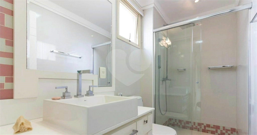 APARTAMENTO em SANTANA