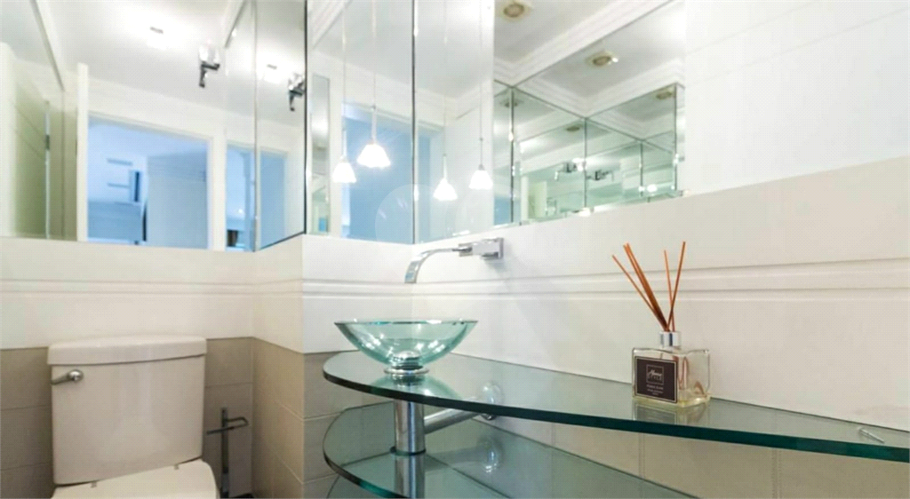APARTAMENTO em SANTANA