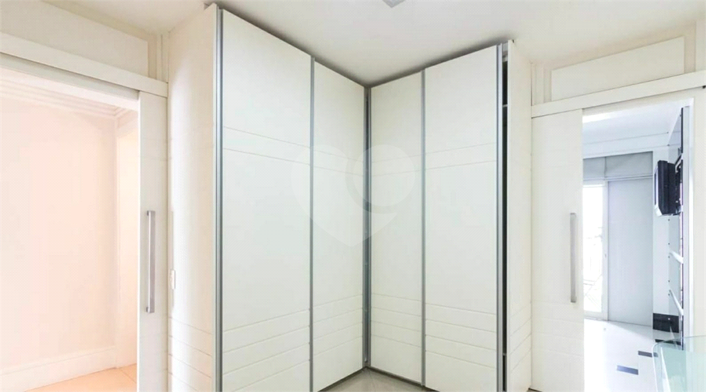 APARTAMENTO em SANTANA