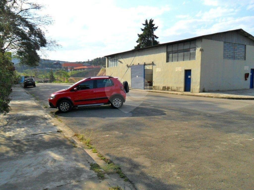 GALPÃO EXCELENTE LOCALIZAÇÃO
