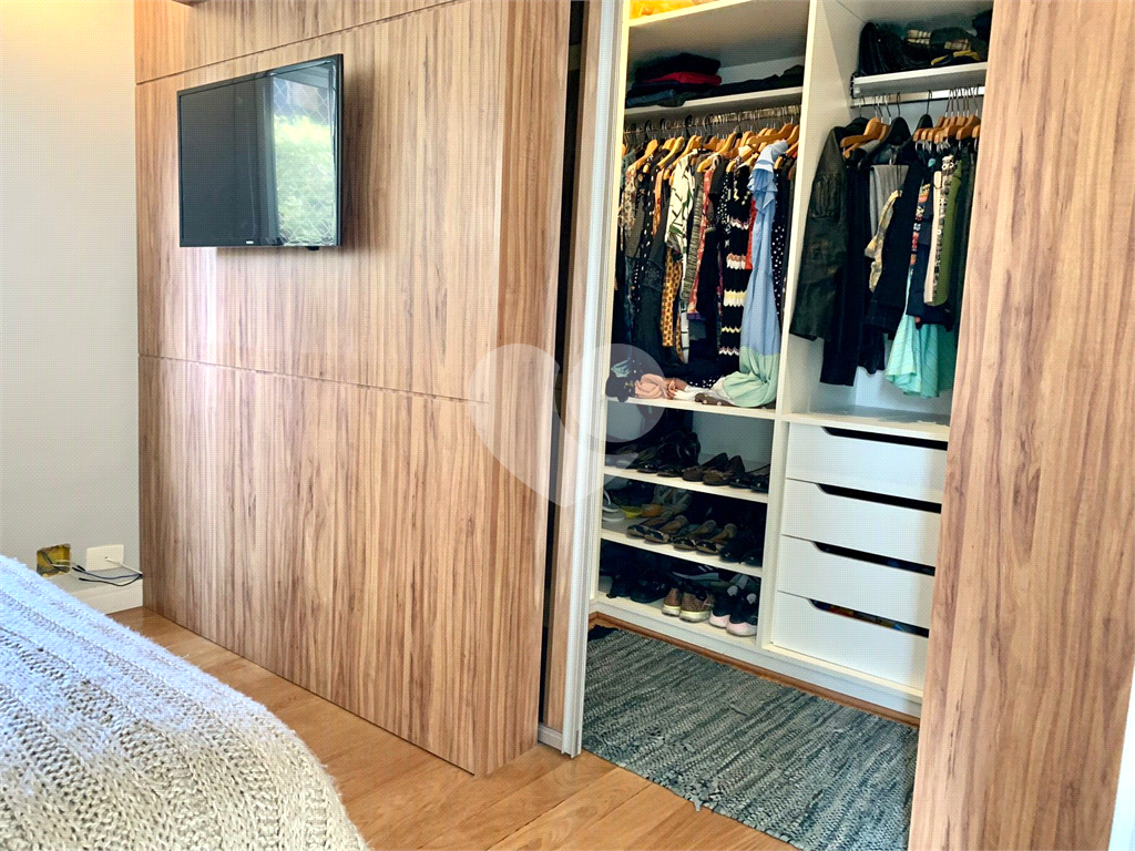 Apartamento com 111 m² - 3 quartos - 1 suíte -2 vagas - Brooklin - Cidade Monções