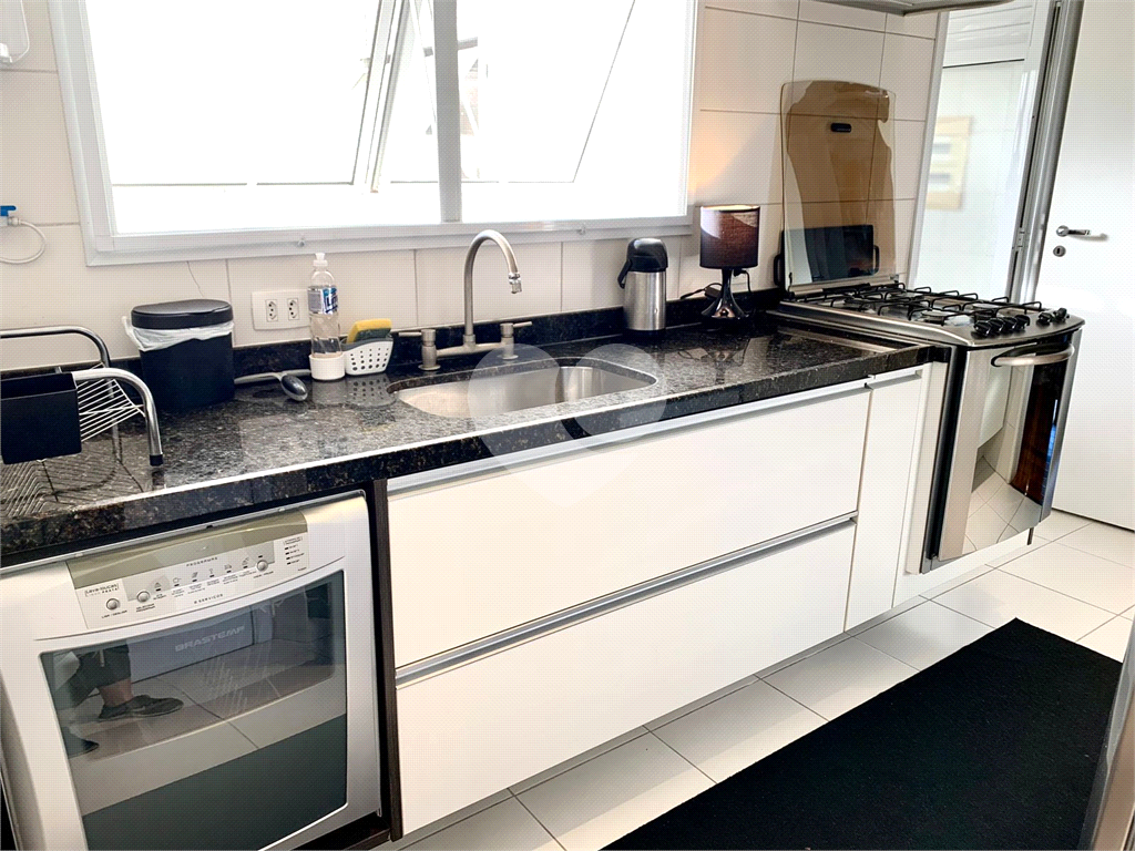 Apartamento com 111 m² - 3 quartos - 1 suíte -2 vagas - Brooklin - Cidade Monções