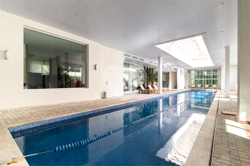 Apartamento com 111 m² - 3 quartos - 1 suíte -2 vagas - Brooklin - Cidade Monções