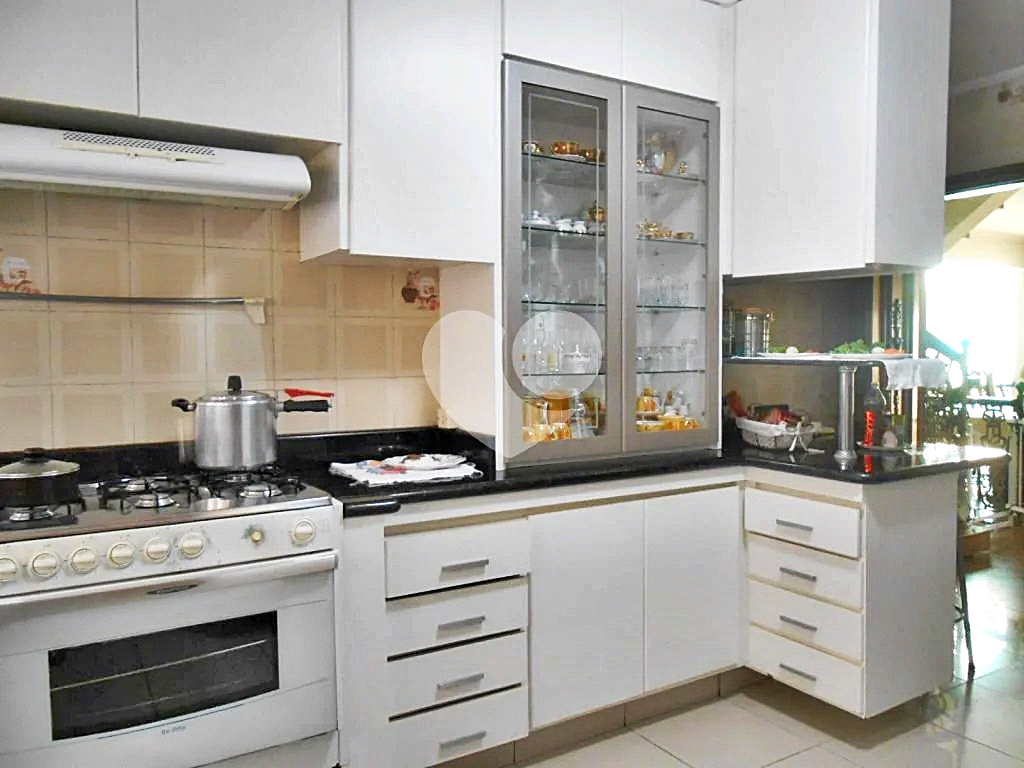 Sobrado à venda com 4 quartos, 450m² - Foto 32