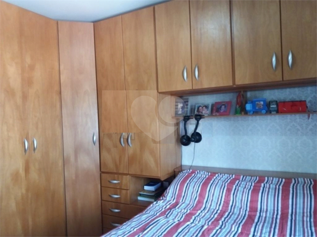 Apartamento Lindo todo reformado em bairro nobre! fácil acesso a condução e ao comercio em geral!