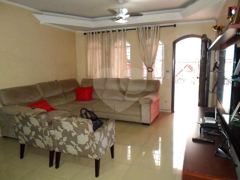 Sobrado à venda com 3 quartos, 130m² - Foto 3