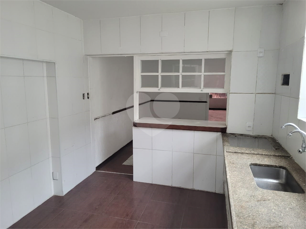 Sobrado Comercial ou Residencial -Santana - Jardim São Paulo  com 5 vagas, 8 salas e 4 banheiros!