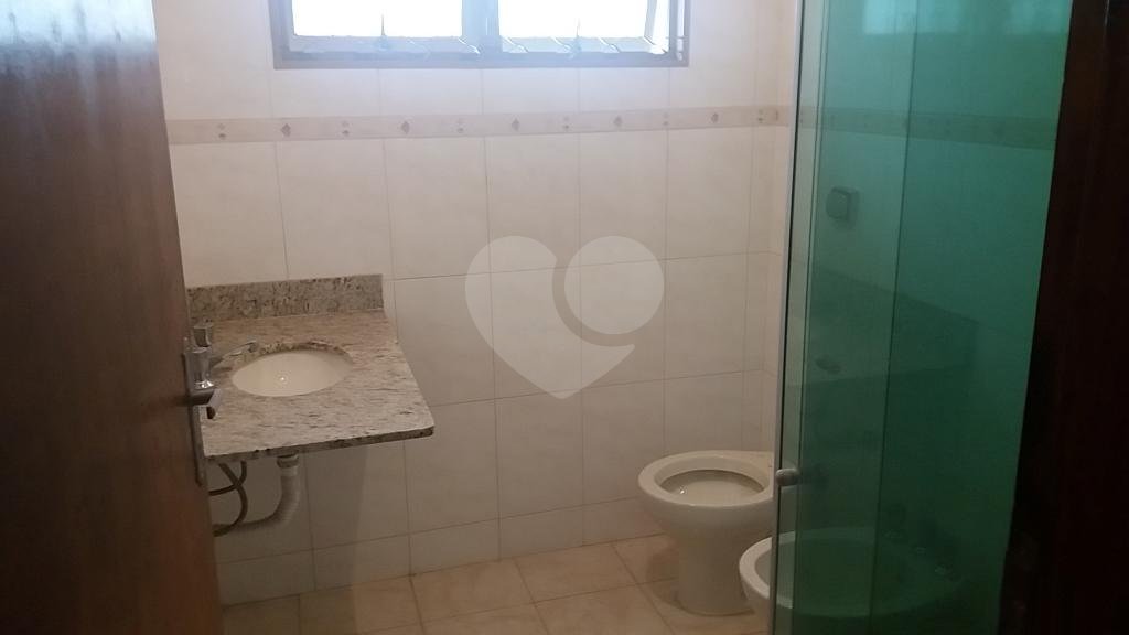 Sobrado à venda e aluguel com 3 quartos, 305m² - Foto 13