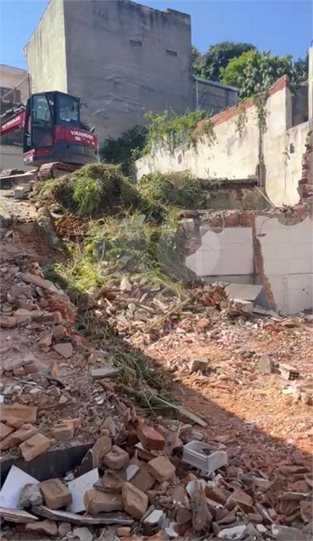 TERRENO EM ZONA COMERCIAL