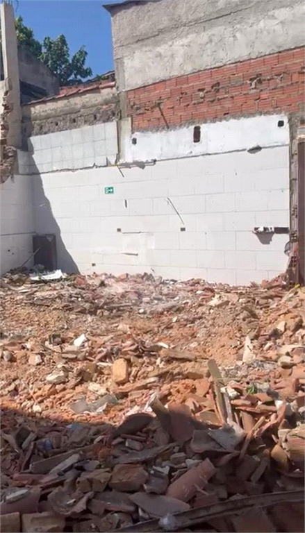 TERRENO EM ZONA COMERCIAL
