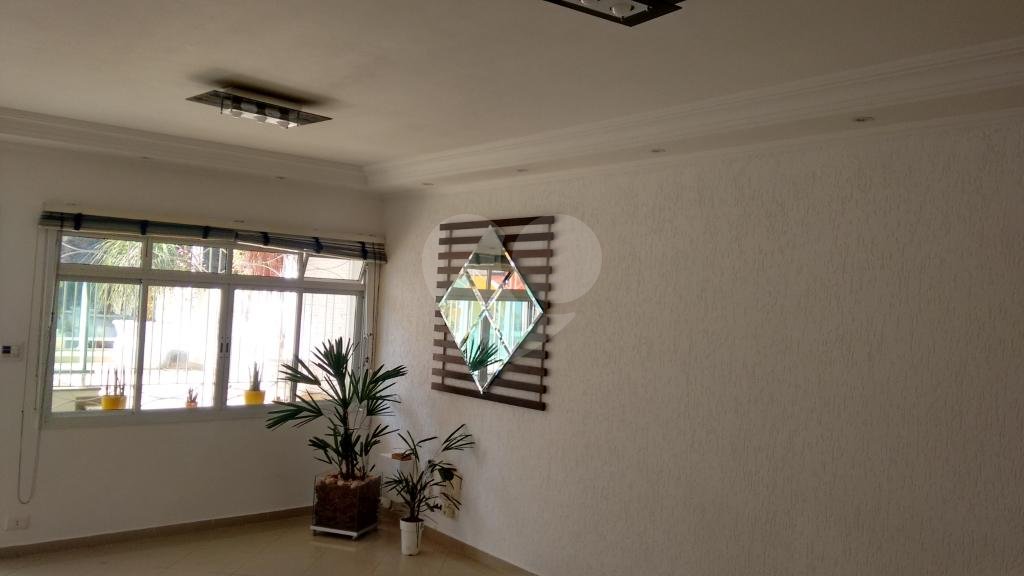 Sobrado à venda com 3 quartos, 160m² - Foto 4