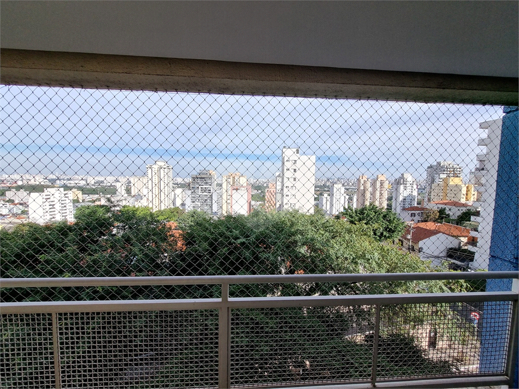 Apto metro Santana