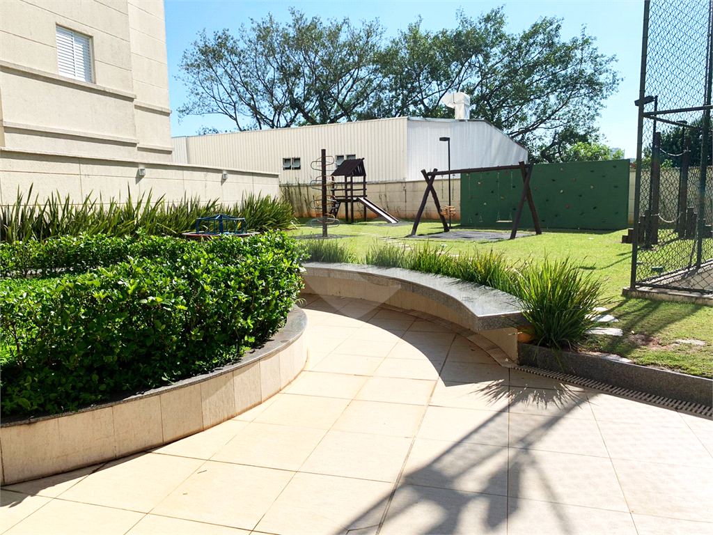 Imóvel de 69m² sala de estar de 2 ambientes com varanda e cozinha ingtegrada 2 quartos lazer completo 1 vaga Vl. Leopoldina