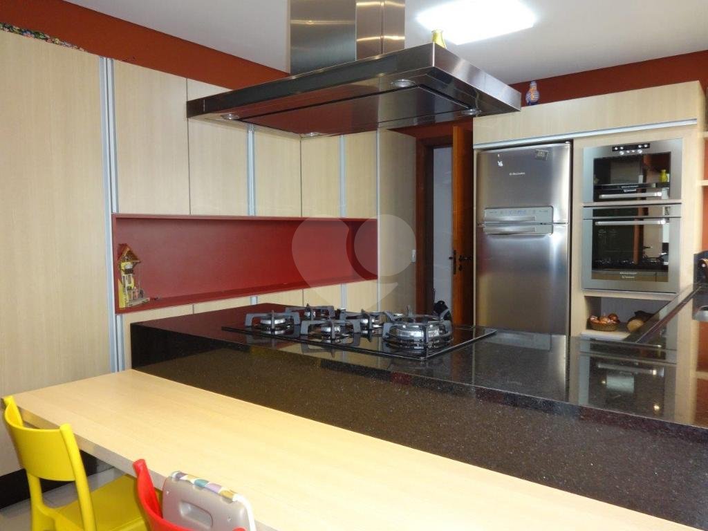 Casa Residencial XI Alphaville 3 Dormitórios 3 Suítes 4 Vagas