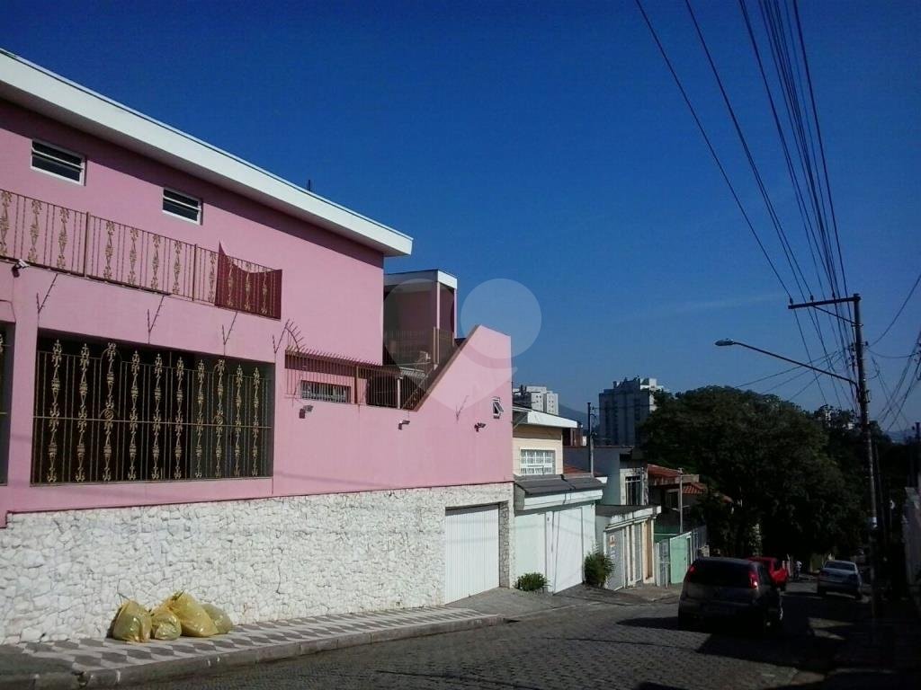 SOBRADO em VILA GALVÃO