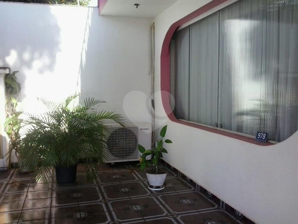 SOBRADO em VILA GALVÃO
