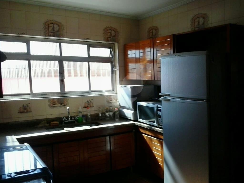 SOBRADO em VILA GALVÃO