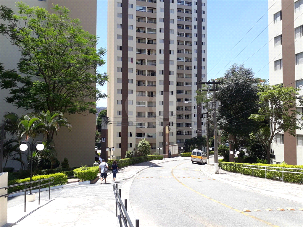 APARTAMENTO em VILA NOVA CACHOEIRINHA