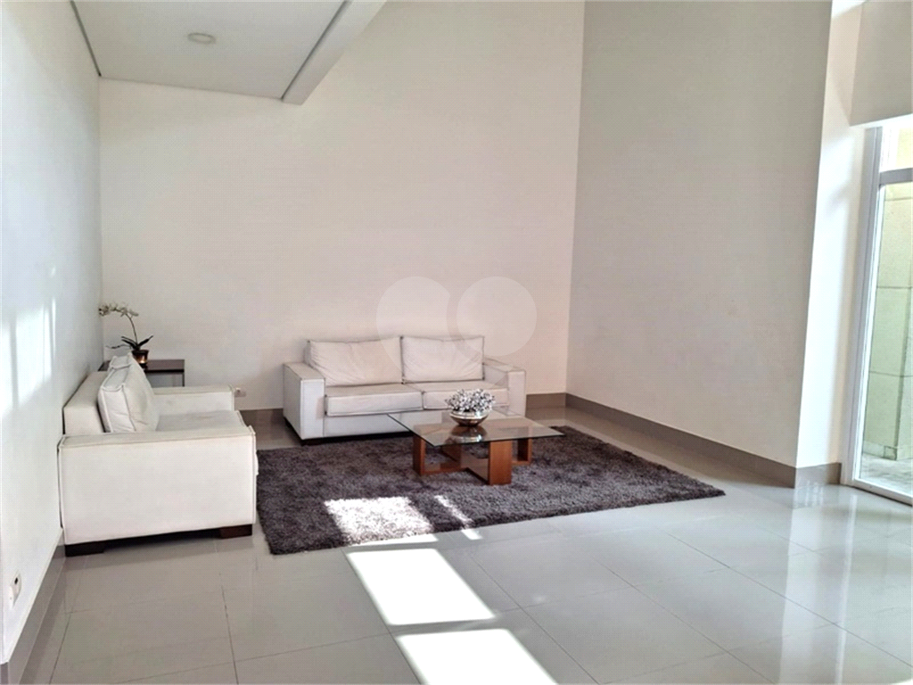 Apartamento à venda com 3 quartos, 91m² - Foto 18