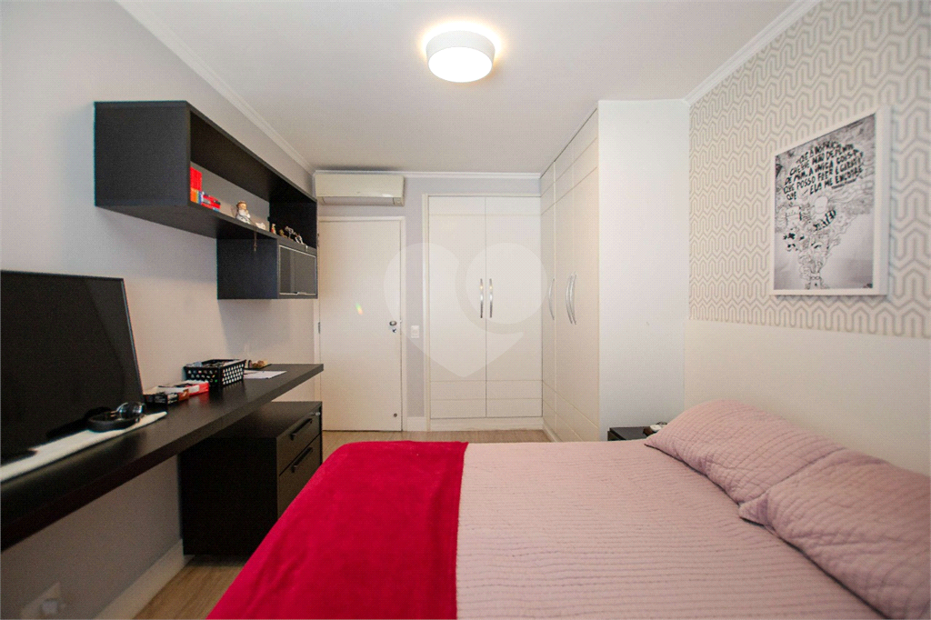 Apartamento - Perdizes - 4 Dormitórios - 157 m²