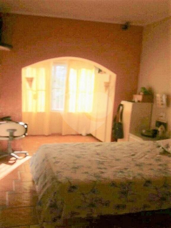 Sobrado à venda e aluguel com 4 quartos, 320m² - Foto 1