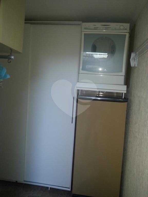 Sobrado à venda com 3 quartos, 100m² - Foto 11