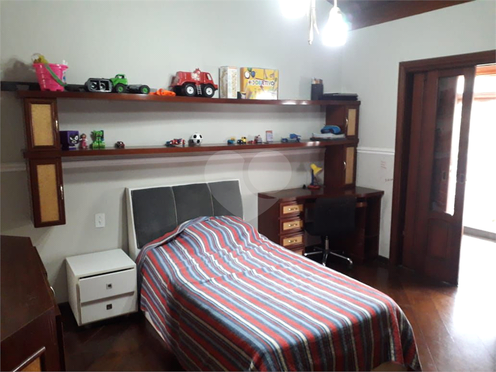 Sobrado de alto padrão no Tremembé