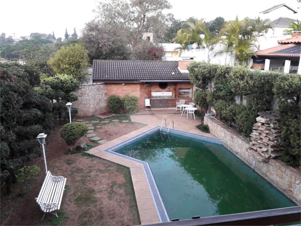 Sobrado de alto padrão no Tremembé