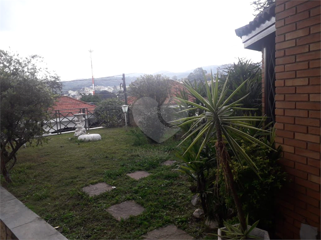 Sobrado de alto padrão no Tremembé