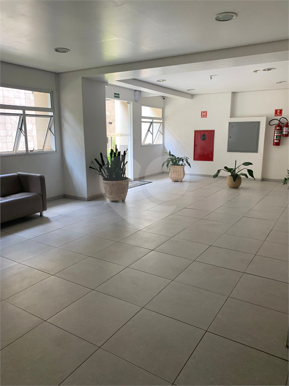 Apartamento à venda e aluguel com 3 quartos, 69m² - Foto 11