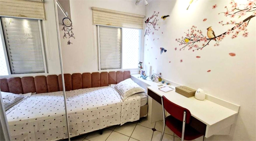 LINDO SOBRADO EM CONDOMÍNIO FECHADO NO HORTO FLORESTAL