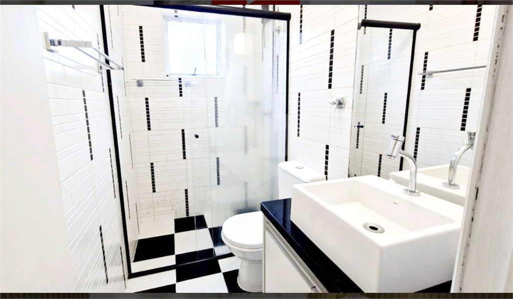 LINDO SOBRADO EM CONDOMÍNIO FECHADO NO HORTO FLORESTAL