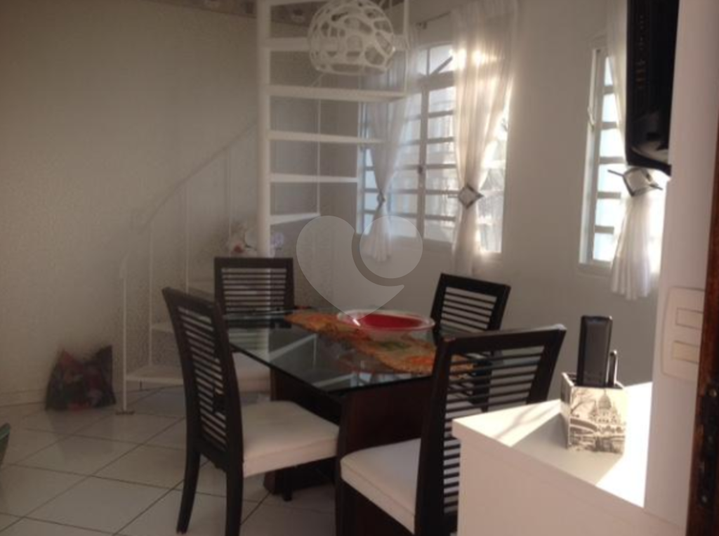 BELÍSSIMA CASA NO JARDIM BRASIL