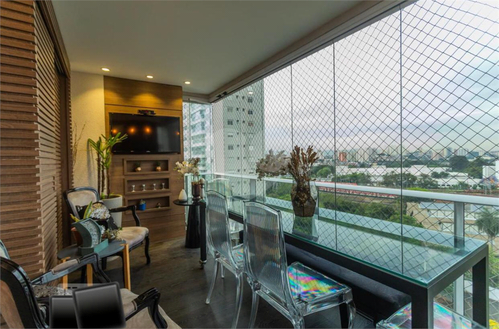 Apartamento no Alto da Lapa