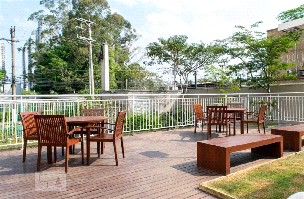 Apartamento no Alto da Lapa